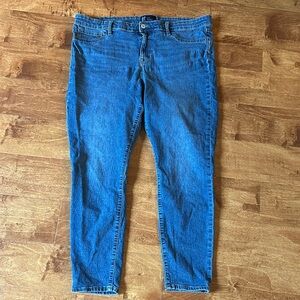 Gap Denim size 16/33 favorite jeggings